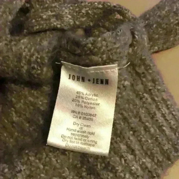 John+Jenn  Sweater - Picture 9 of 10